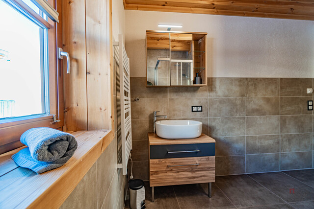 Neuwertiges Chalet Dorf mit Alm-Gasthof in bester Lage am Falkert - direkt neben der "Heidi-Alm"