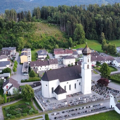 Traumhaftes Anwesen mit 2 sep. Häusern - 314 m² Wnfl.