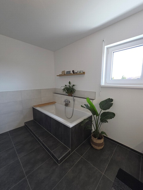 Traumhaftes Einfamilienhaus mit Einliegerwohnung und großem Garten in guter Lage von Koblach!