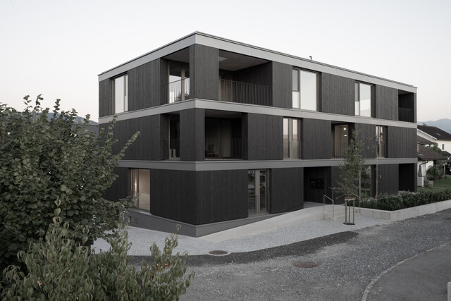 Neubau: Modernes möbliertes Appartement in zentraler Lage