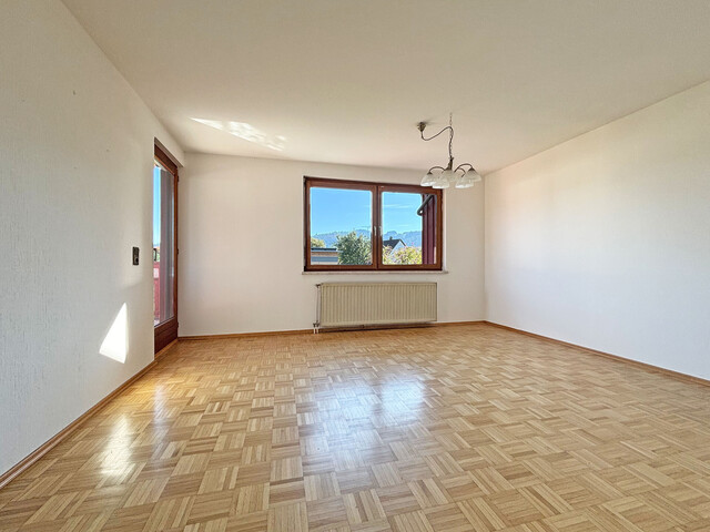 Wohnen auf zwei Ebene - großzügige Wohnung mit Balkon & Garten