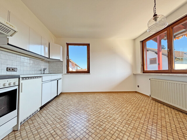 Wohnen auf zwei Ebene - großzügige Wohnung mit Balkon & Garten