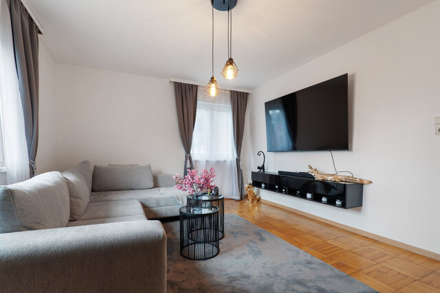 Großzügiges 10-Zimmer-Haus in Kennelbach mit rießigem Garten und Balkon