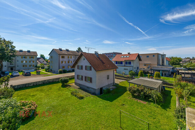 Seltene Gelegenheit: Grundstück mit Altbestand in gefragter Lage