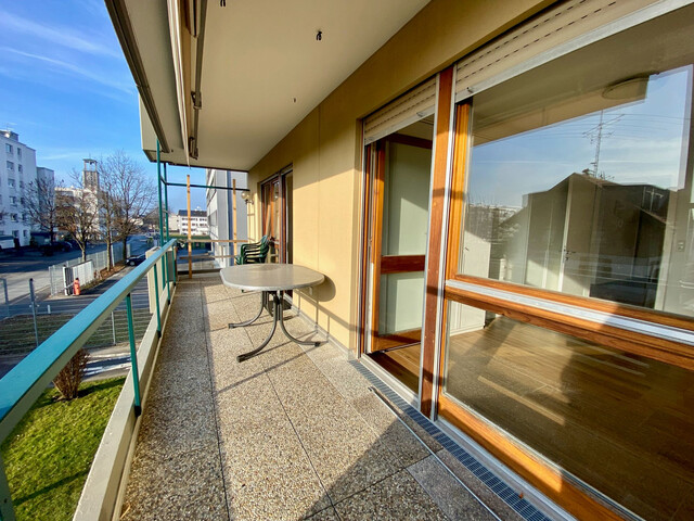 "ohne Provision" geräumige, teilmöblierte, helle 3 Zimmer Terrassenwohnung