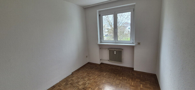 Einziehen & wohlfühlen: Frisch renovierte 3-Zimmer-Wohnung mit sonnigem Westbalkon