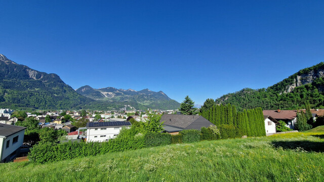 Familien-Grundstück mit Panorama-Ausblick