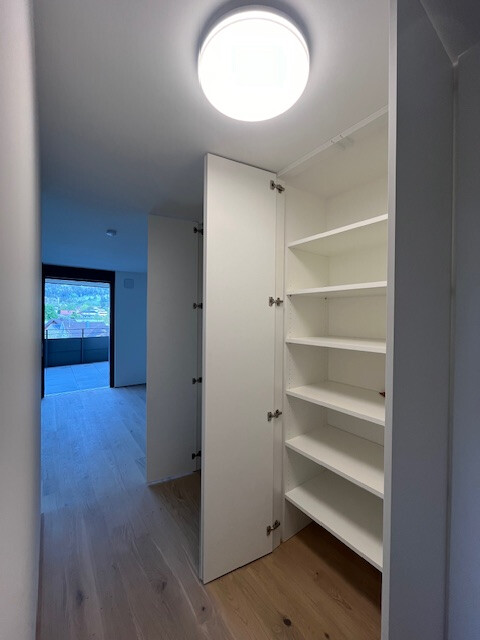 Sehr schöne, See nahe 2-Zi-Whg 55 qm + 40 qm Balkon * Neubau 4. OG * EBK, Lift, Aussicht