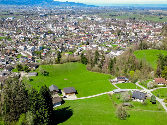  Attraktives Baugrundstück mit Hanglage – Ortsteil Schütz