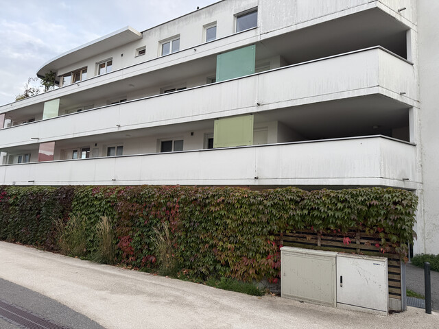 Schöne 2 Zimmer Erdgeschoss Whg  +  20m² Wintergarten 