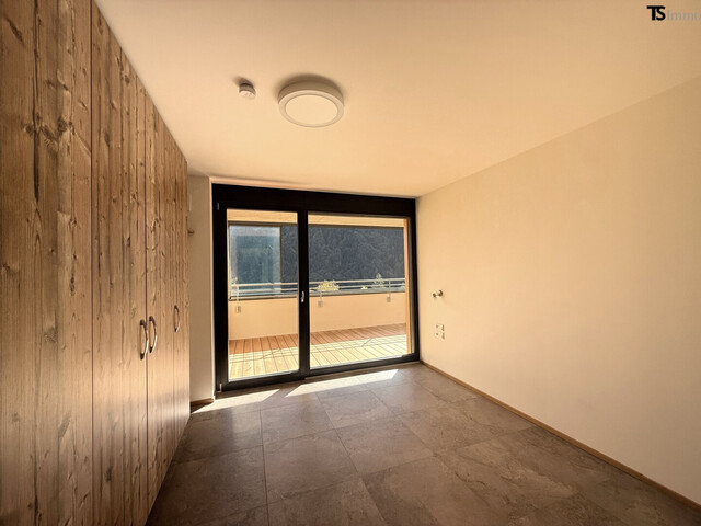 Bürserberg: Neuwertige 2-Zimmer-Terrassenwohnung ca. 59 m2 mit exklusiver Panorama-Terrasse ca. 21 m2