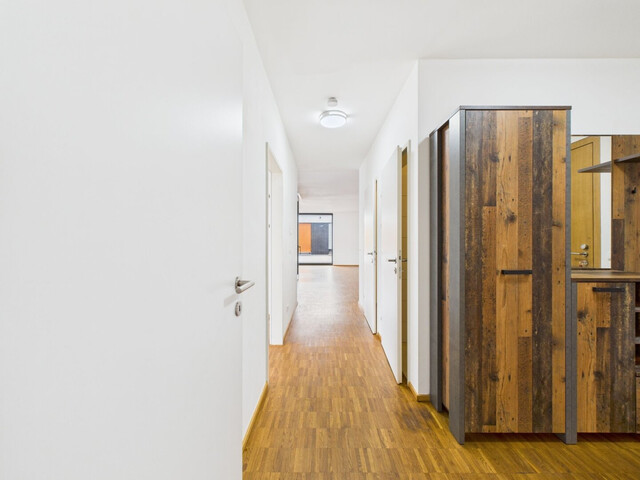 Attraktive, helle 3-Zimmer-Wohnung mit 2 Loggien direkt Am Garnmarkt - Top 41