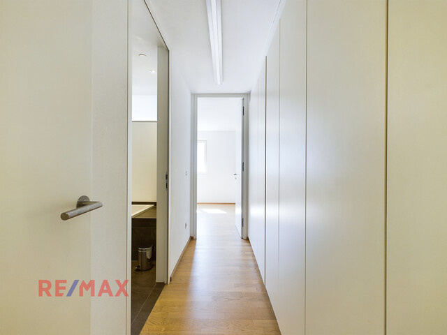 Vielseitige Immobilie in Bregenz zu verkaufen: Wohnen und Arbeiten unter einem Dach.