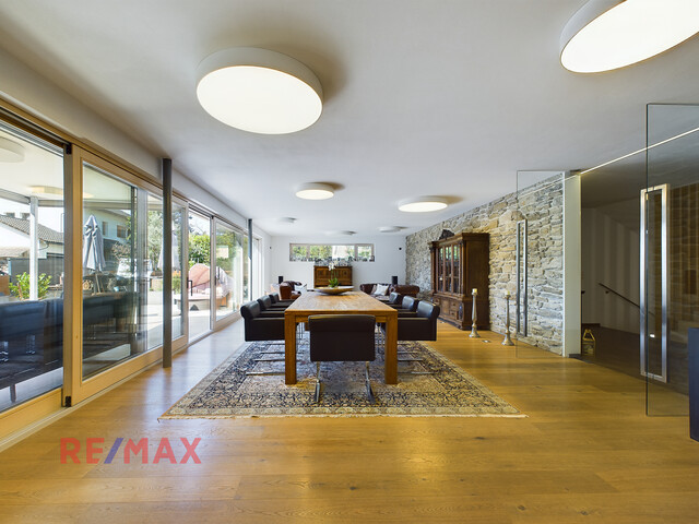 Vielseitige Immobilie in Bregenz zu verkaufen: Wohnen und Arbeiten unter einem Dach.