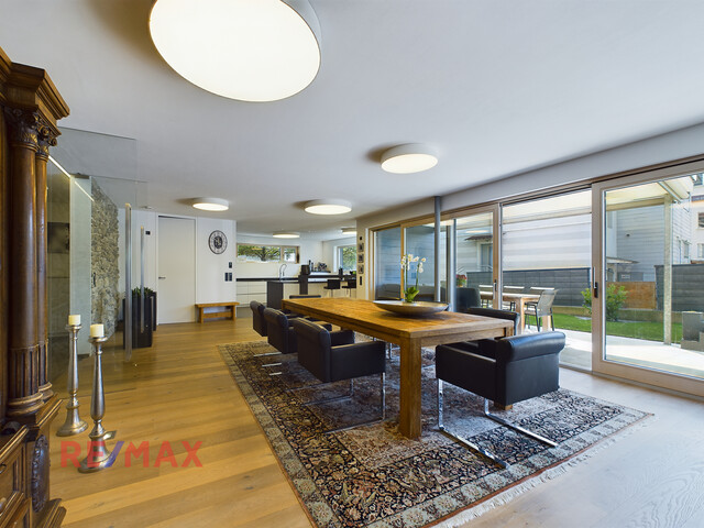 Vielseitige Immobilie in Bregenz zu verkaufen: Wohnen und Arbeiten unter einem Dach.