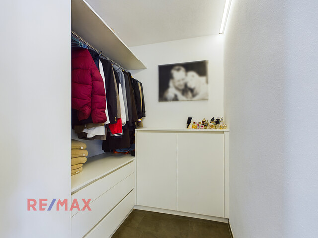 Vielseitige Immobilie in Bregenz zu verkaufen: Wohnen und Arbeiten unter einem Dach.