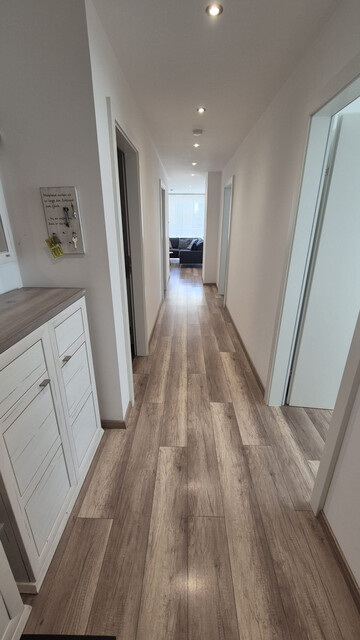 Geräumige Wohnung mit Terrasse, Garten, Abstellraum, Keller und Fahrradabstellraum