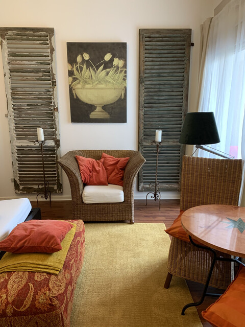 Stilvolle 1-Zimmer-Wohnung Zu Vermieten