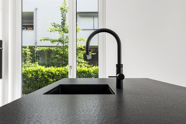 Exklusive 4-Zimmer Familienwohnung mit Garten und Terrasse in Hard