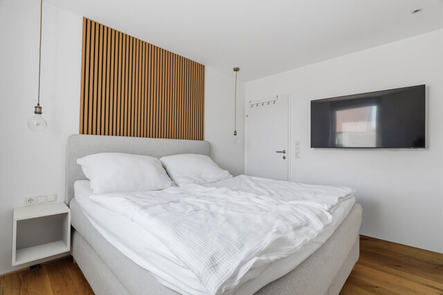 Hard: Hochmoderne 3-Zimmer-Wohnung in begehrter Lage mit riesiger Terrasse, zwei Autoabstellplätzen und vielen weiteren Highlights!