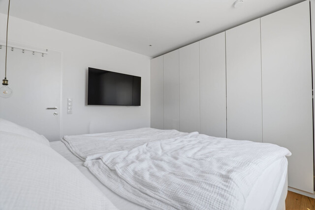 Hard: Hochmoderne 3-Zimmer-Wohnung in begehrter Lage mit riesiger Terrasse, zwei Autoabstellplätzen und vielen weiteren Highlights!
