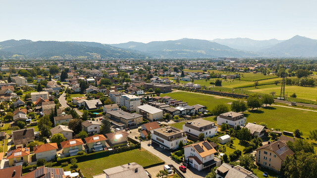 Hard: Hochmoderne 3-Zimmer-Wohnung in begehrter Lage mit riesiger Terrasse, zwei Autoabstellplätzen und vielen weiteren Highlights!