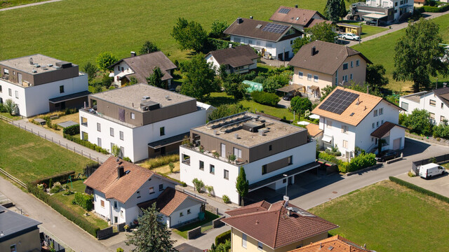 Hard: Hochmoderne 3-Zimmer-Wohnung in begehrter Lage mit riesiger Terrasse, zwei Autoabstellplätzen und vielen weiteren Highlights!
