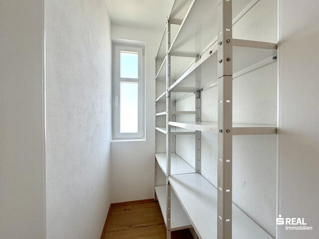 Charmantes Mehrfamilienhaus mit zwei Wohnungen in Bregenz