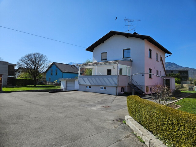 Spitzenpreis  für ein Wohnhaus mit 2 Wohnungen in sonniger und ruhiger Lage von Rankweil/Brederis!