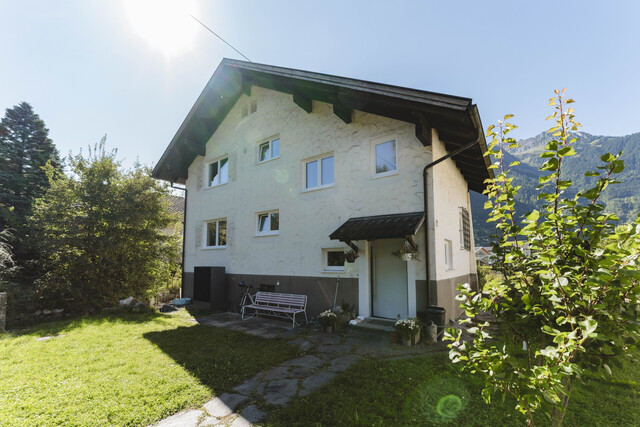 Einfamilienhaus mit großzügigem Garten und traumhaftem
Bergpanorama in Bludenz
