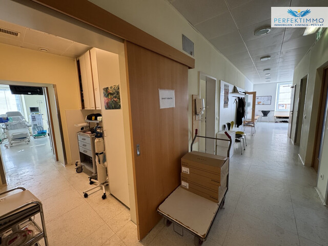 Zentrale Praxis mit Umnutzungspotenzial