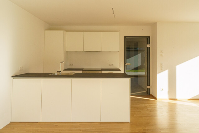 Ruhige, Moderne und sehr helle 3-Zimmer-Gartenwohnung in zentraler Lage