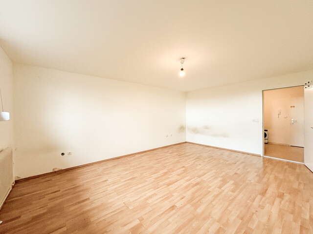 3-Zimmerwohnung im Dachgeschoss (Pauschalmiete inkl. BK & Strom) Top7