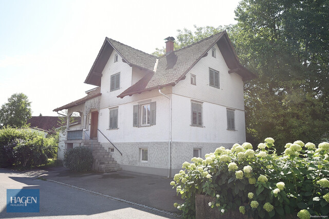 824 m² Grundstück mit Altbestand in Lustenau