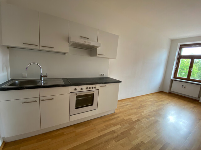 "ohne Provision" gemütliche 2 Zimmer Wohnung in zentraler Lage