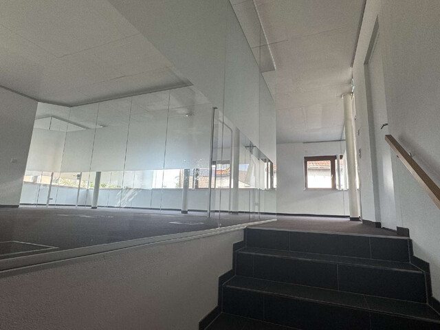 Lichtdurchflutete Bürofläche im Herzen von Hard