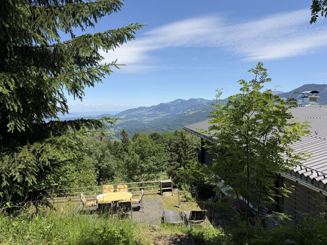 Charmantes Ferienhaus - 4 Zimmer & 2 Bäder mit Bodenseeblick