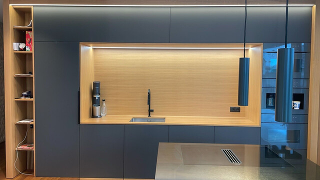 Exklusive 7-Zimmer-Gartenwohnung mit Pool & vielen Extras