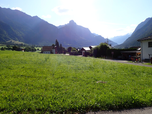 Bludenz-.Oberradin... Baugrundstück… Südhanglage, ideale Größe und verkehrsberuhigt…