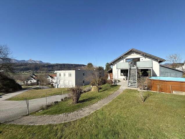 Grenznah  |  Sonnig  | Mehrfamilienhaus