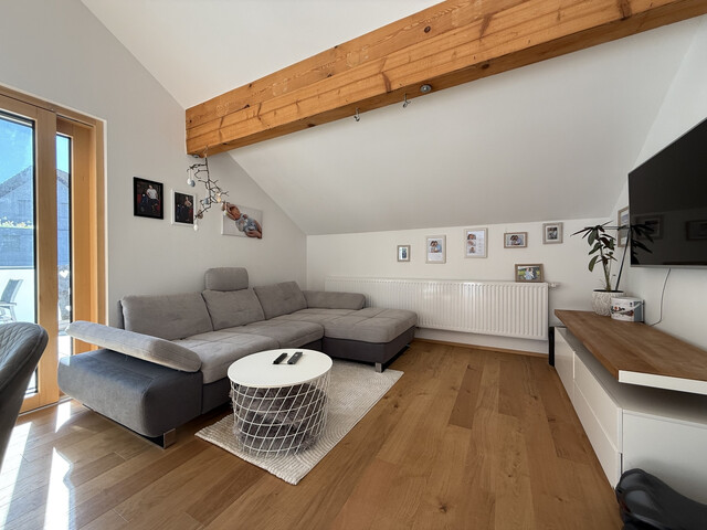 Grenznah  |  Sonnig  | Mehrfamilienhaus