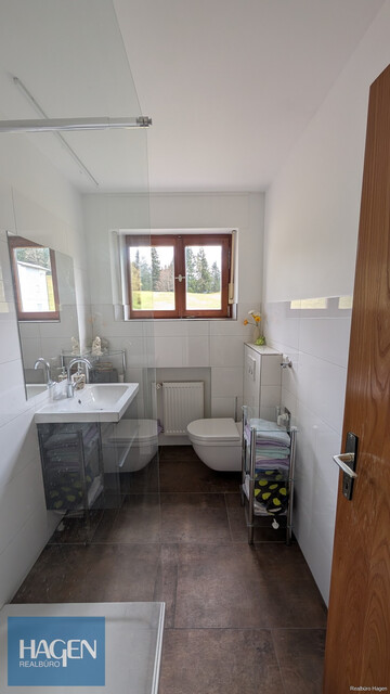 Traumhafte Ferienwohnung mit Panoramablick in Übersaxen – inkl. großzügiger Garage!