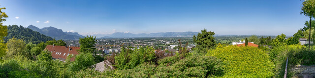 Exklusive Villa im Landhausstil mit spektakulärem Panorama- und Seeblick 