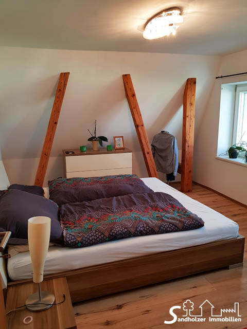 Schöne 4 - Zimmer - Dachgeschosswohung in einem ruhigen Zweifamilienwohnhaus in Altach!