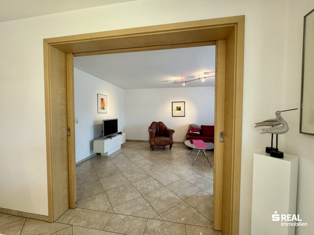 Großzügige Doppelhaushälfte – Ein Zuhause zum Wohlfühlen