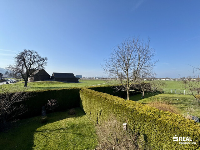 Großzügige Doppelhaushälfte – Ein Zuhause zum Wohlfühlen