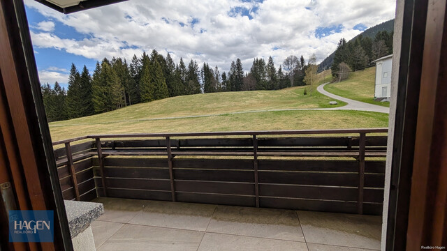 Traumhafte Ferienwohnung mit Panoramablick in Übersaxen – inkl. großzügiger Garage!