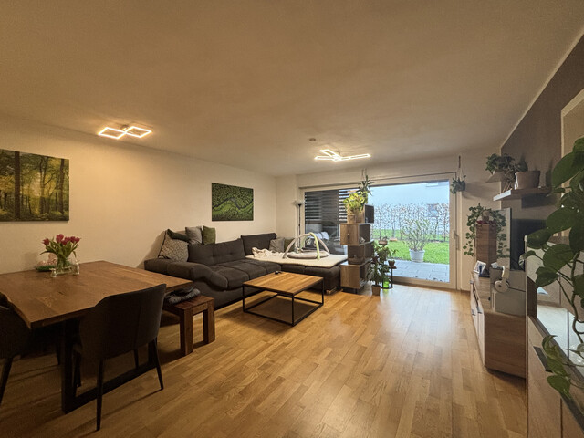 "ohne Provision" neuwertige, moderne 2 Zimmer Gartenwohnung in ruhiger Lage