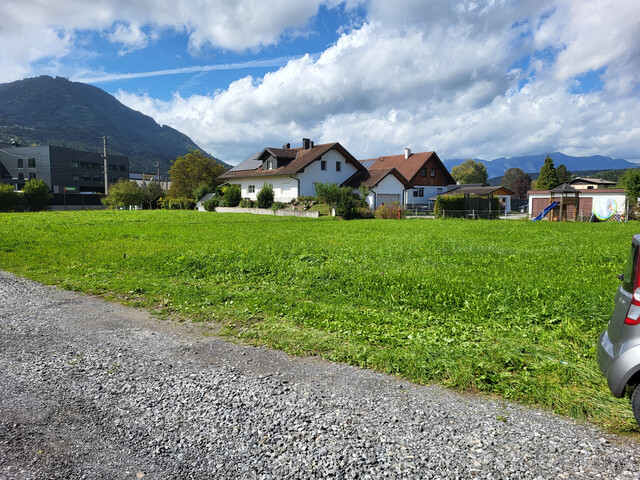 Sonniges Baugrundstück mit Nähe zum Ortszentrum