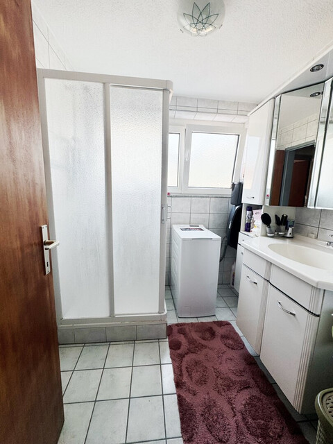 Attraktive 4,5 Zimmer-Wohnung in Bürs – mit Balkon und Garage, perfekt fürs Familienleben!